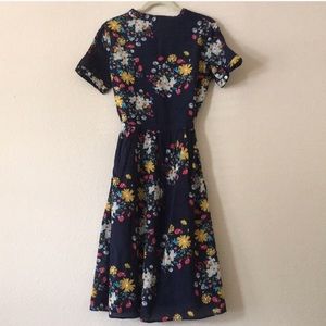 Cute button front floral shirt dress